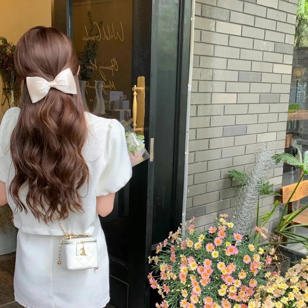 寂寞裁缝师海报
